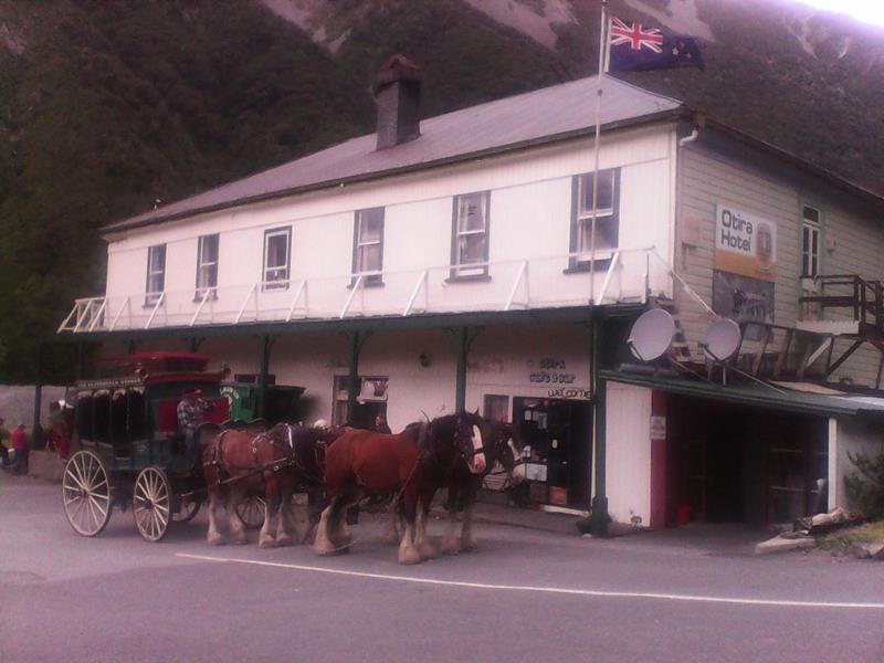 Otira Stagecoach Hotel Exterior photo